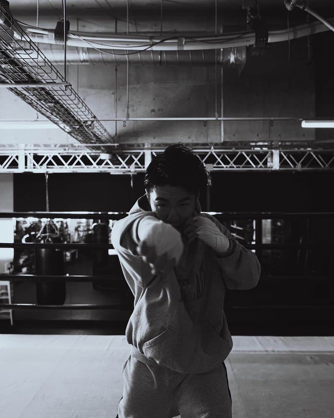 エドワード加藤さんのインスタグラム写真 - (エドワード加藤Instagram)「🥊💪🔥」10月28日 19時05分 - edward_kato_fitness_jp