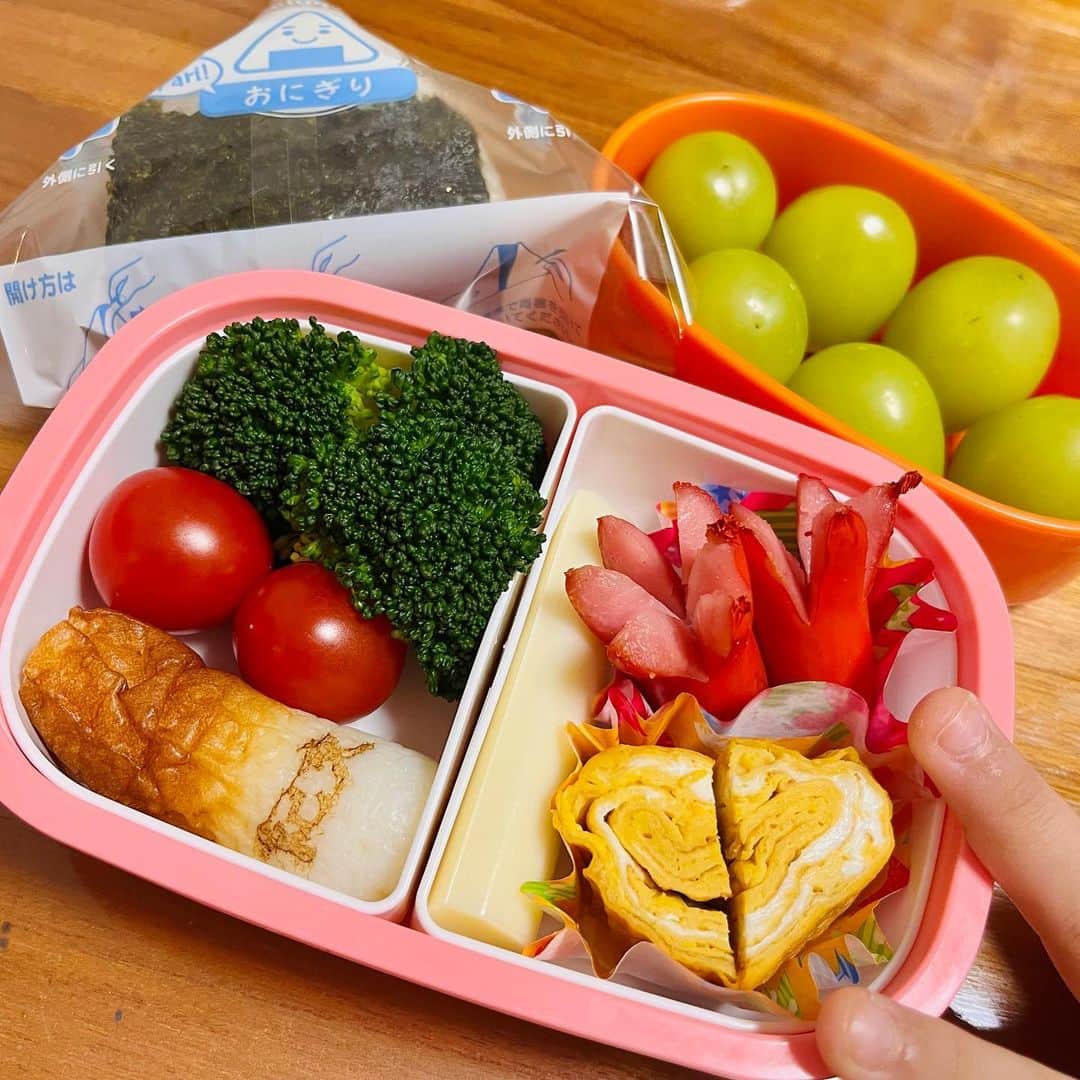 門脇舞以のインスタグラム：「社会科見学🍙🥚🥦🍅 #6歳」
