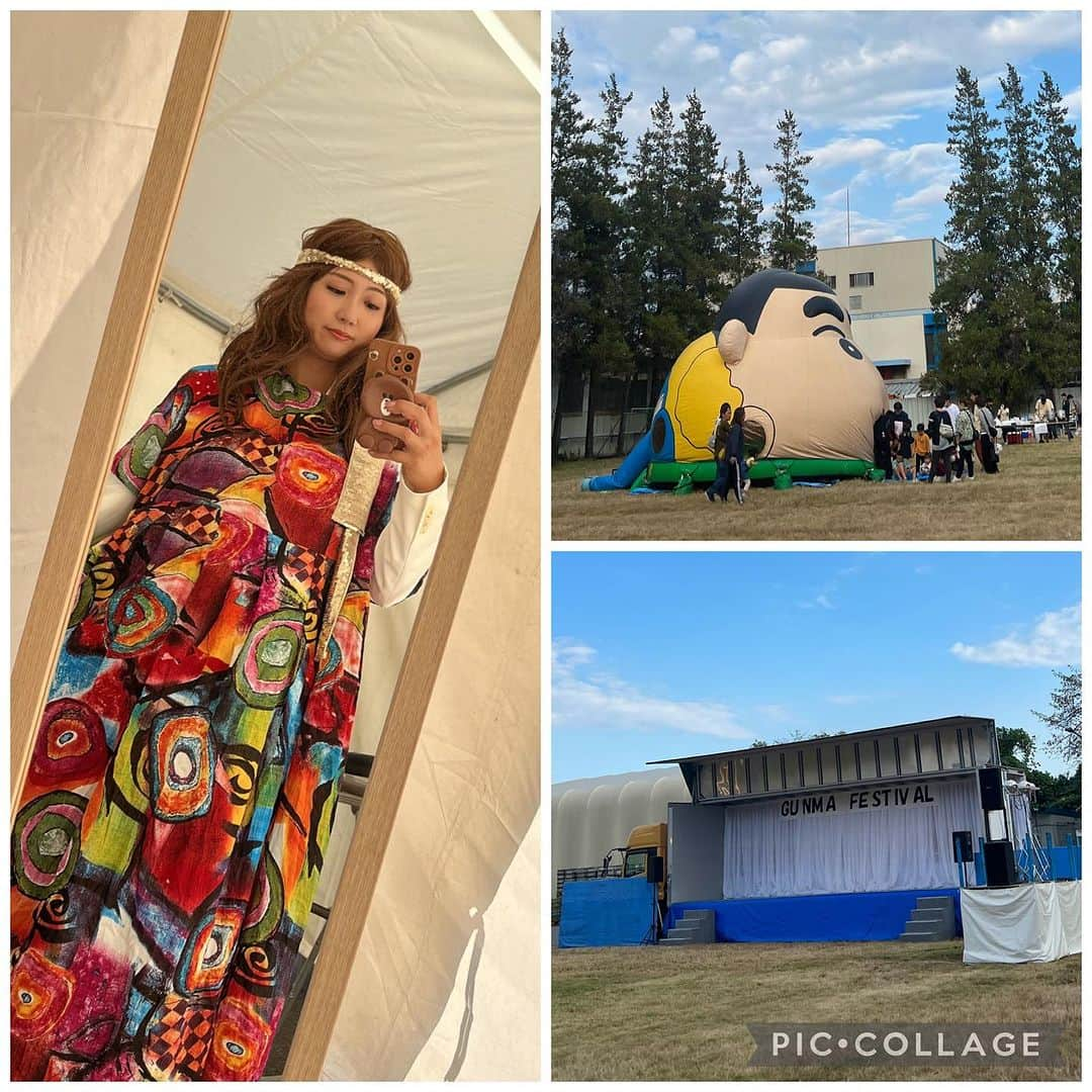 千葉あやさんのインスタグラム写真 - (千葉あやInstagram)「. 本日は群馬県にて🎤✨ GUNMA FESTIVALというお祭りで、ものまねショーさせて頂きました🙏🩵  久々の1人でした🥹  楽しく歌わせて頂きましたー😍 盛り上がってくださった方々、ありがとうございました✨  そして、呼んでくださりありがとうございました🙏🩵  終わったら、 #22MAHARO さんから、焼きたてのベビーカステラ頂きました🤤 ありがとうございます🥹🙏✨  #下向いたら二重顎じゃない ？🥹 #ものまね #坂本彩 #坂本彩ものまね」10月28日 19時24分 - aya_sakaya56