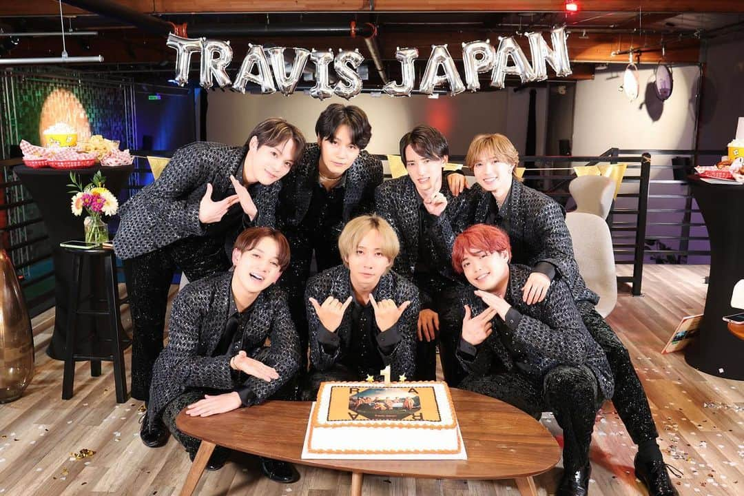 Travis Japan（トラジャ）のインスタグラム：「⁡ ⁡ Travis Japan 1st Anniversary of debut 2023.10.28 ⁡ Travis Japanデビュー1周年を迎えました🐯 沢山の経験をさせていただいたこの1年。 2年目もより磨きをかけて飛躍して参ります！ ⁡ 念願の1st Album 'Road to A' Concert Tour 2024 'Road to Authenticity' この大切なデビュー日に発表できて幸せです✨ ⁡ みんなに会えるのが楽しみ！ ワクワクしながら待っててね！ ⁡ Celebrating the 1st anniversary of Travis Japan's debut🐯 We have experienced a lot in this past year. In the second year, we will continue to improve and make great strides! ⁡ And our long-awaited 1st album 'Road to A' Concert Tour 2024 'Road to Authenticity' We are happy to be able to announce it on this important debut day✨ ⁡ We're looking forward to seeing you! Please wait with excitement! ⁡ #RoadtoA #RoadtoAuthenticity ⁡ #TJgram #WorldwideTJ #TravisJapan」