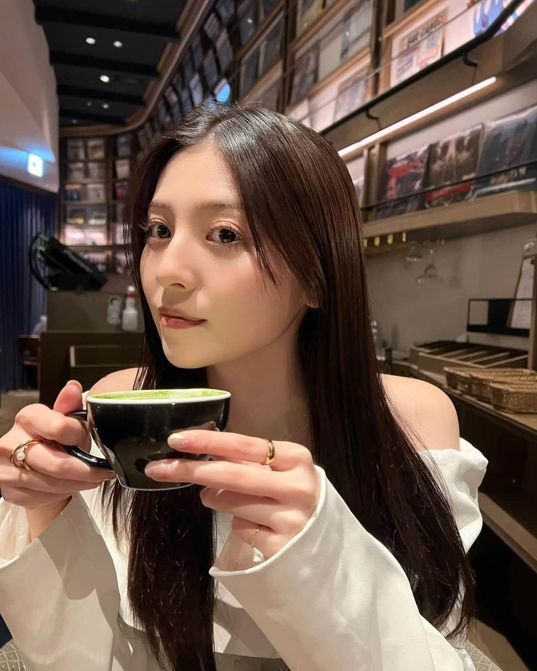 吉井美優のインスタグラム：「♡ ユニバのお土産貰って この日から相棒になった 💙🐾」