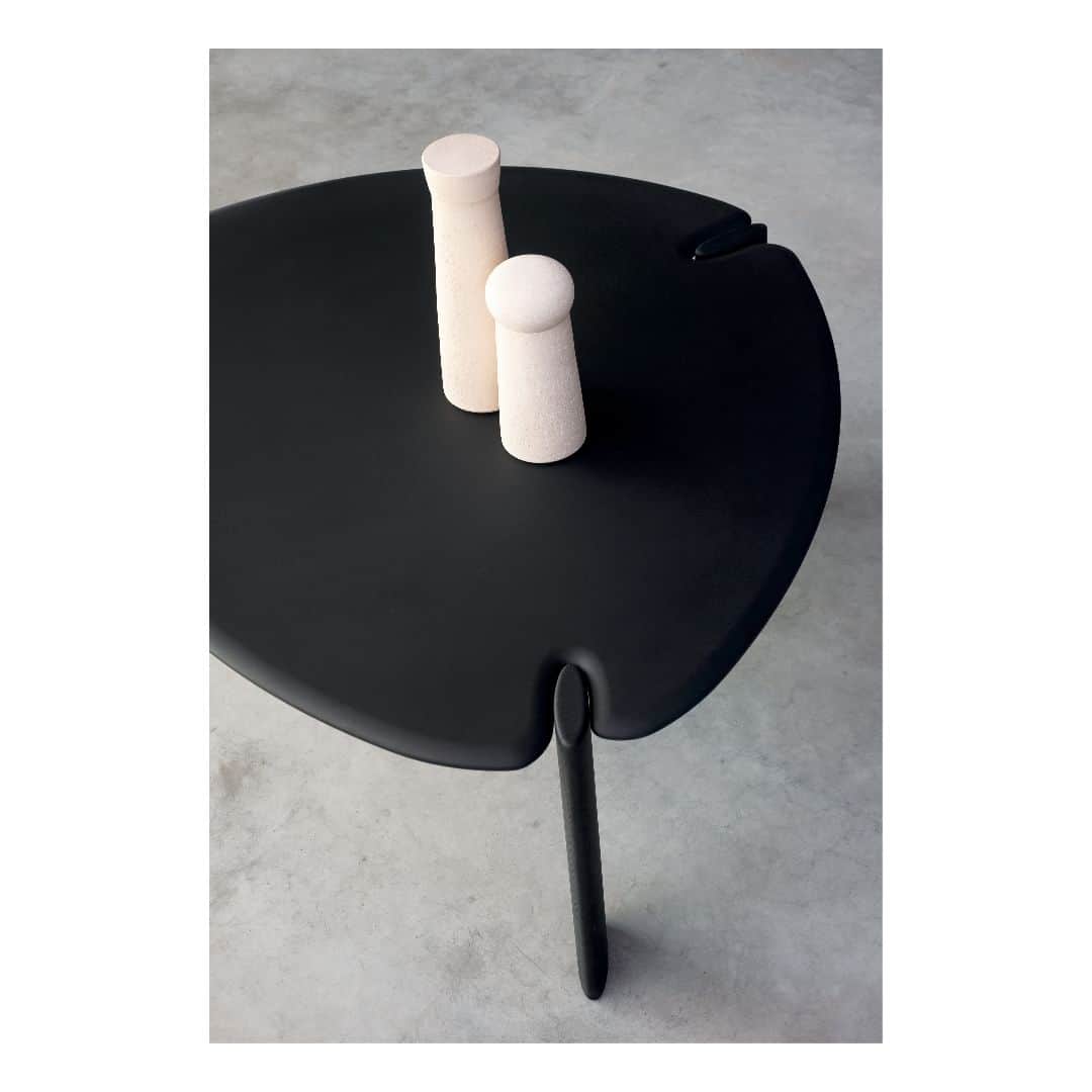 Baxterさんのインスタグラム写真 - (BaxterInstagram)「ISAMU table by @robertolazzeroni ...