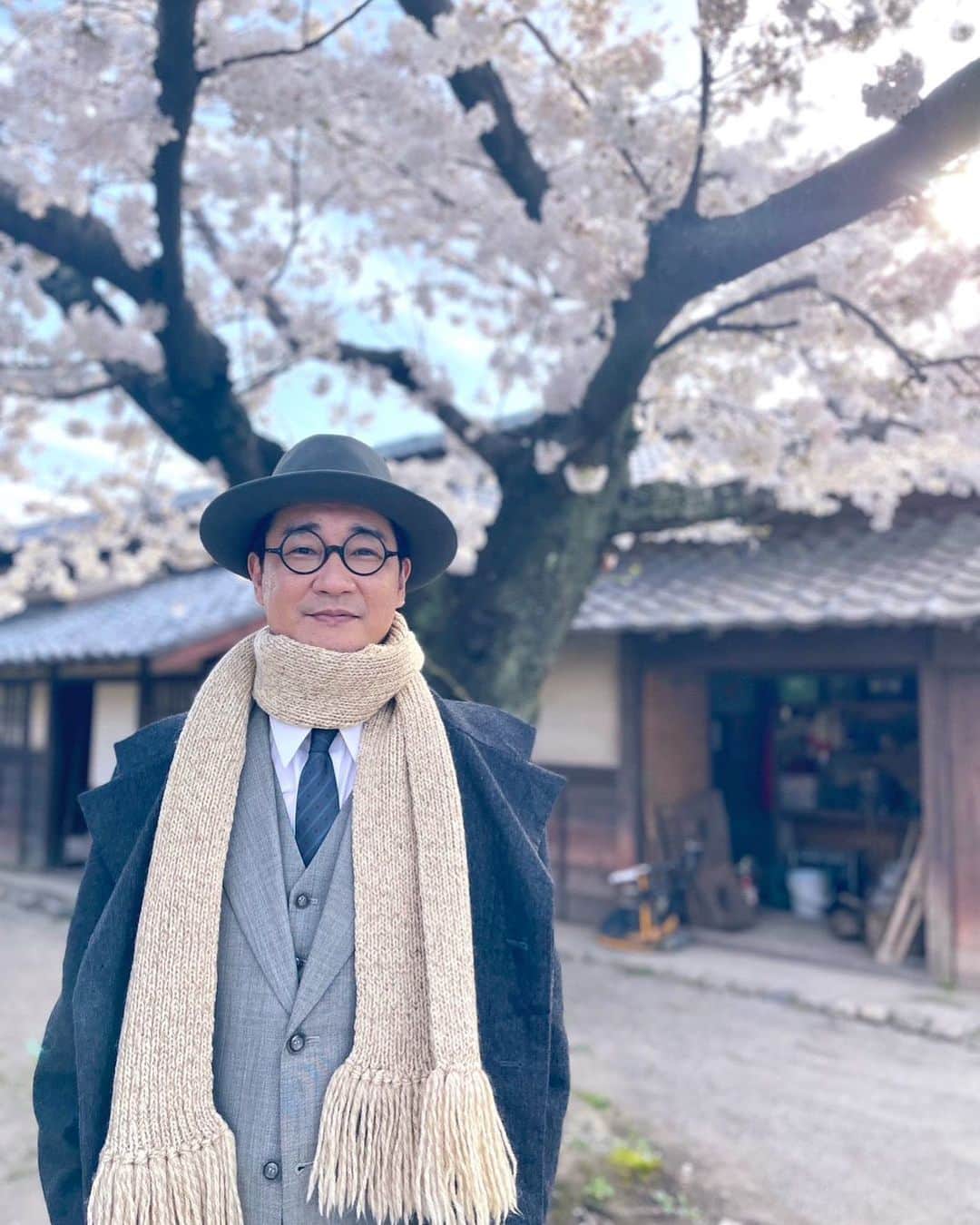 安井順平さんのインスタグラム写真 - (安井順平Instagram)「連続テレビ小説「#ブギウギ」  来週より辛島部長が見切れていきます。 よろしくお願いします。」10月28日 20時17分 - junpeiyasui_official