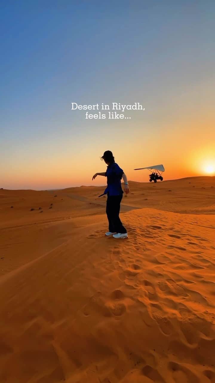 ビッケブランカのインスタグラム：「Desert in Riyadh w/ my song「Sad in Saudi Arabia」」