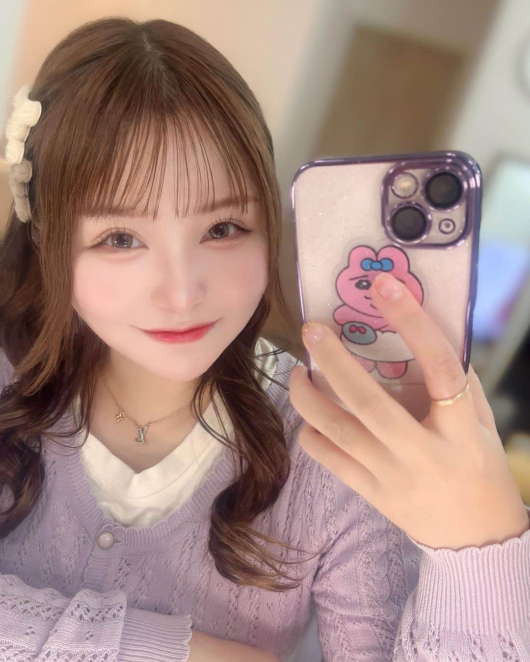 南まなのインスタグラム：「推し色は紫です」