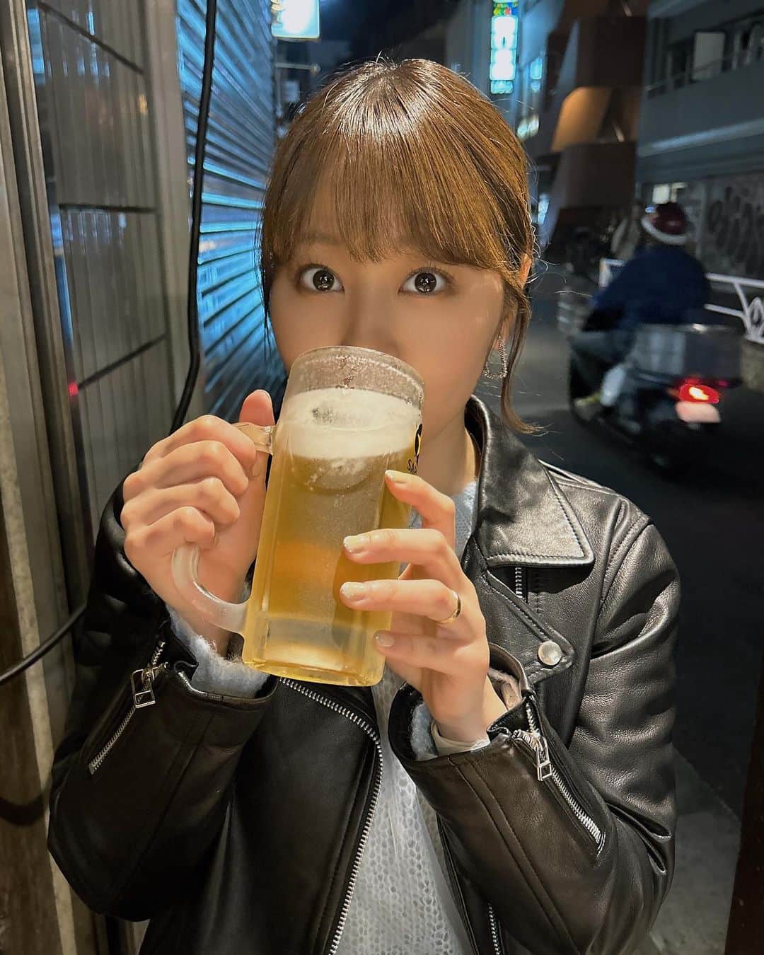 門脇佳奈子のインスタグラム：「10月24日にまた１つ歳をとりました🎂  DM等ありがとうございます🥹  27歳もたくさん食べてたくさん呑みます🤤🍺」