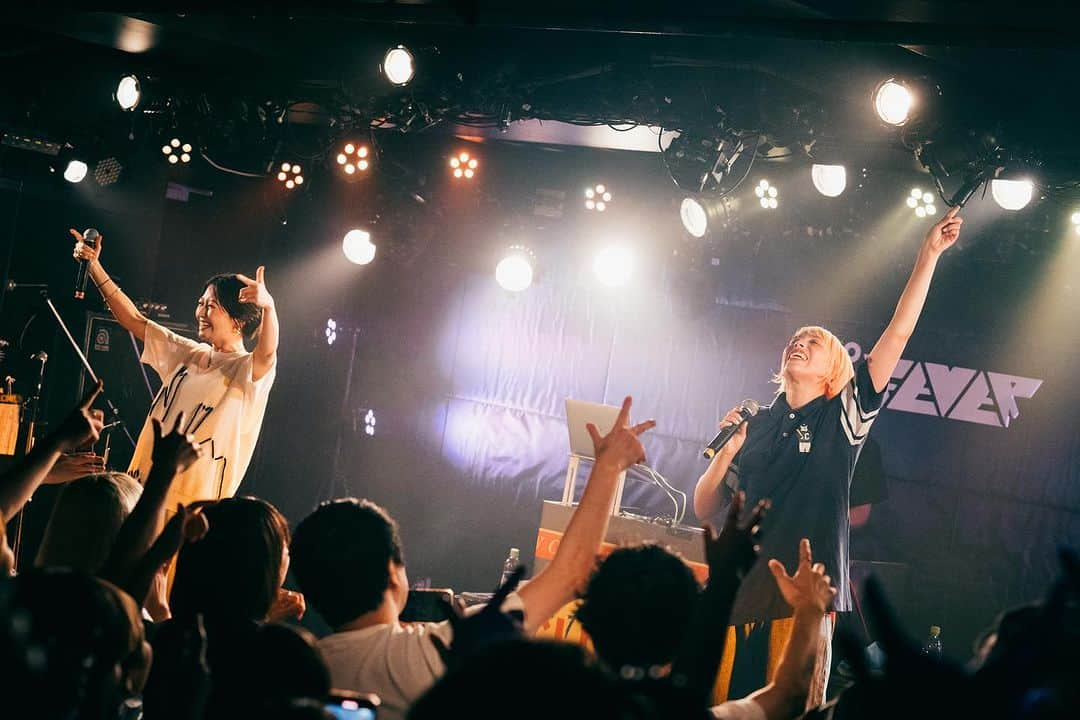 chelmicoのインスタグラム：「2023.09.15 「BIGYOUTH」 at.新代田FEVER  Photo by @chiaki_f05   #chelmico」