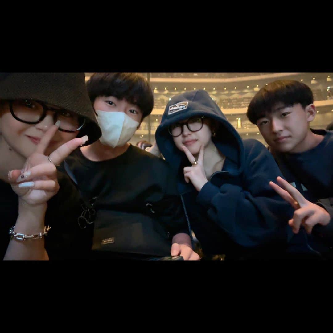 yuanのインスタグラム：「念願の平井大さんのLIVE(⑉• •⑉)❤︎  素敵な時間と幸せをありがとうございます! また行こうね~‪‪❤︎‬」