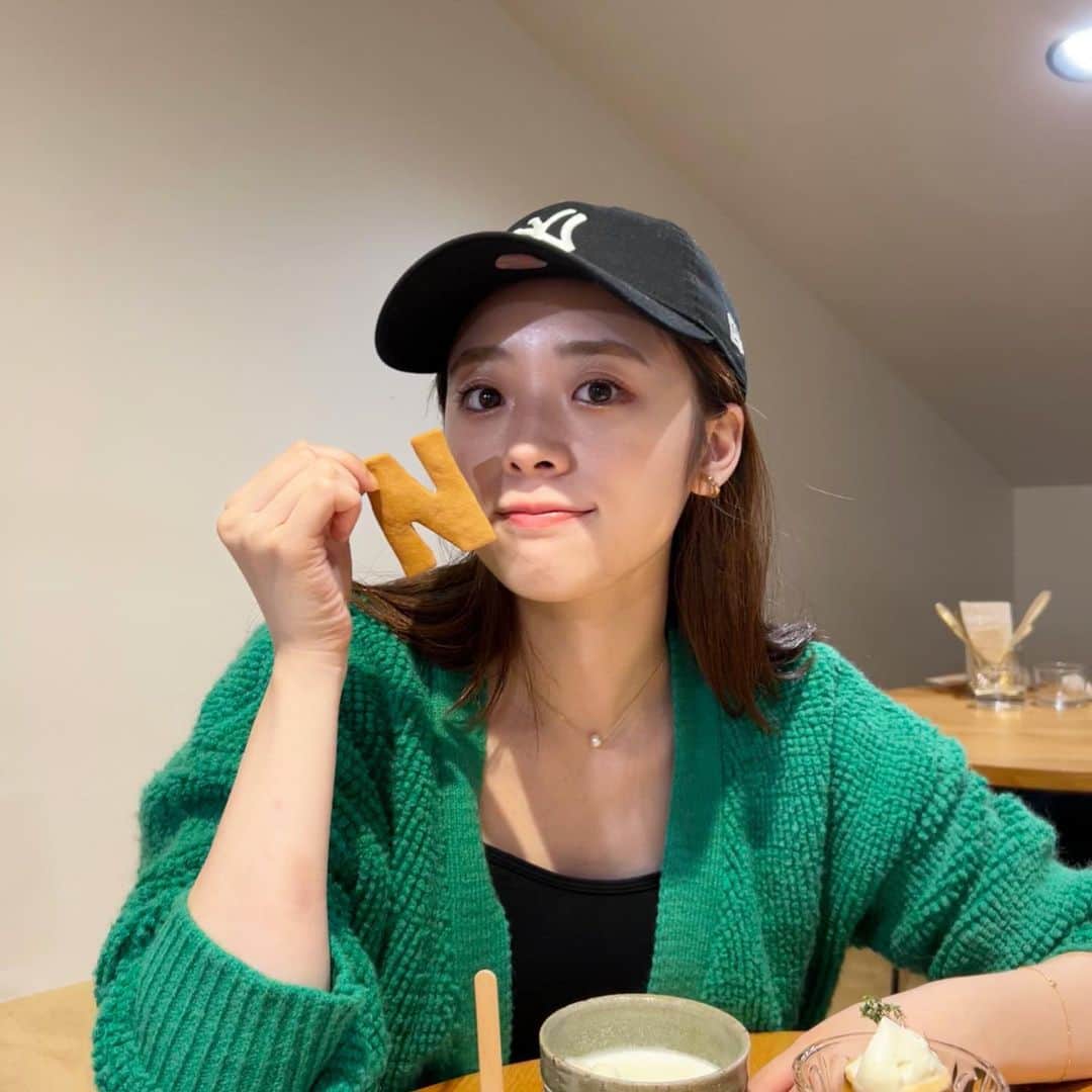白川蘭珠のインスタグラム：「.  満足顔🐸☕」