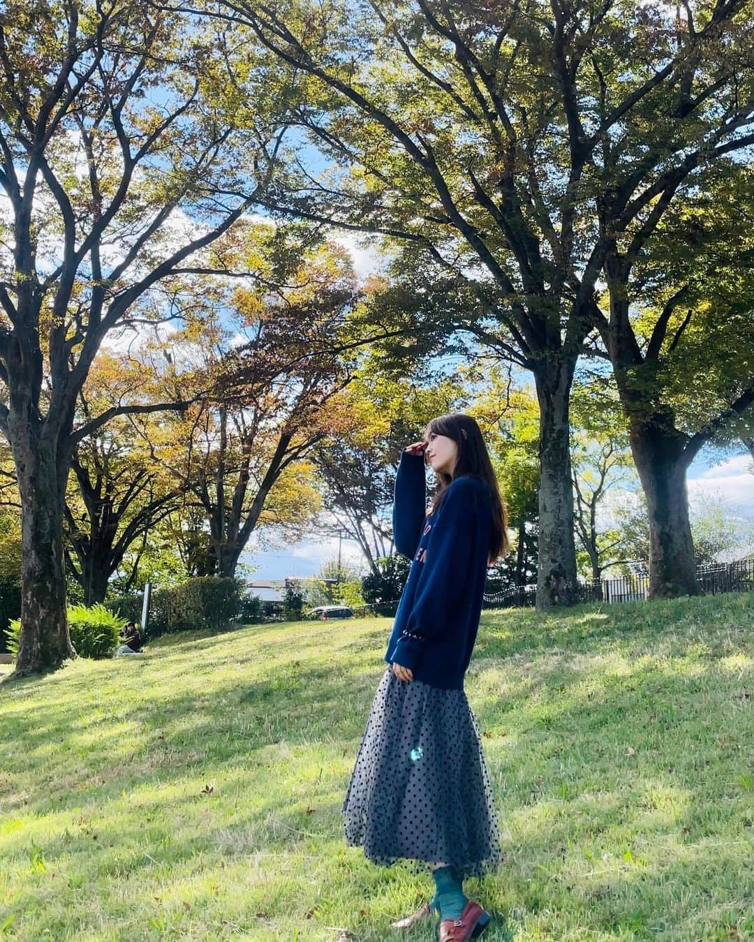 和歌子のインスタグラム：「☕️  さく氏がたまには女の子しなさい。 と選んでくれたスカートはいたっ」