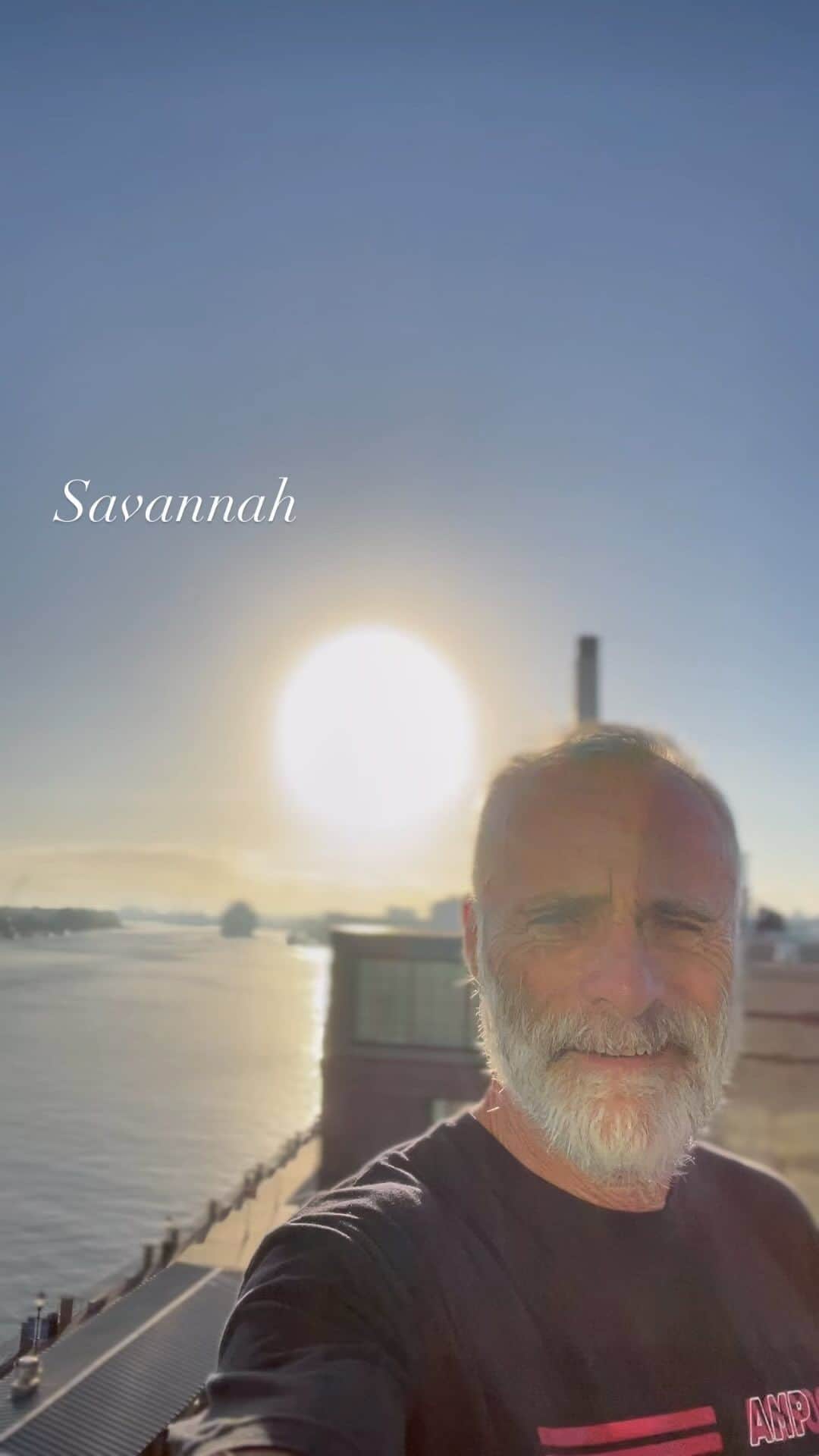 ティモシー・V・マーフィーのインスタグラム：「Good morning!!!」