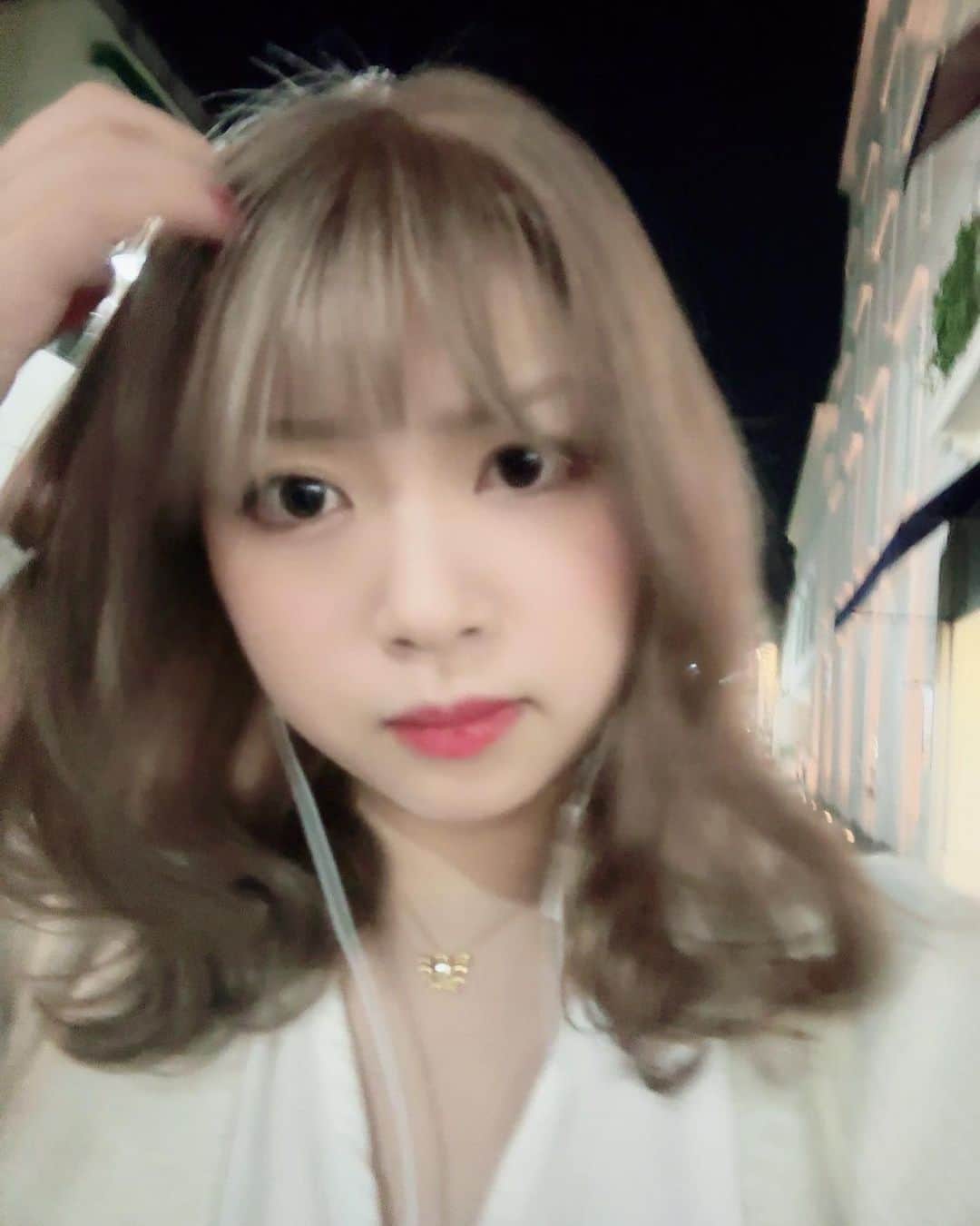 中川千尋さんのインスタグラム写真 - (中川千尋Instagram)「君と時間が過ぎるのを待ってる  #newhair #大学生 #女子大生の日常 #19 #19歳 #おにゅー」10月28日 21時52分 - uug2_chiiko