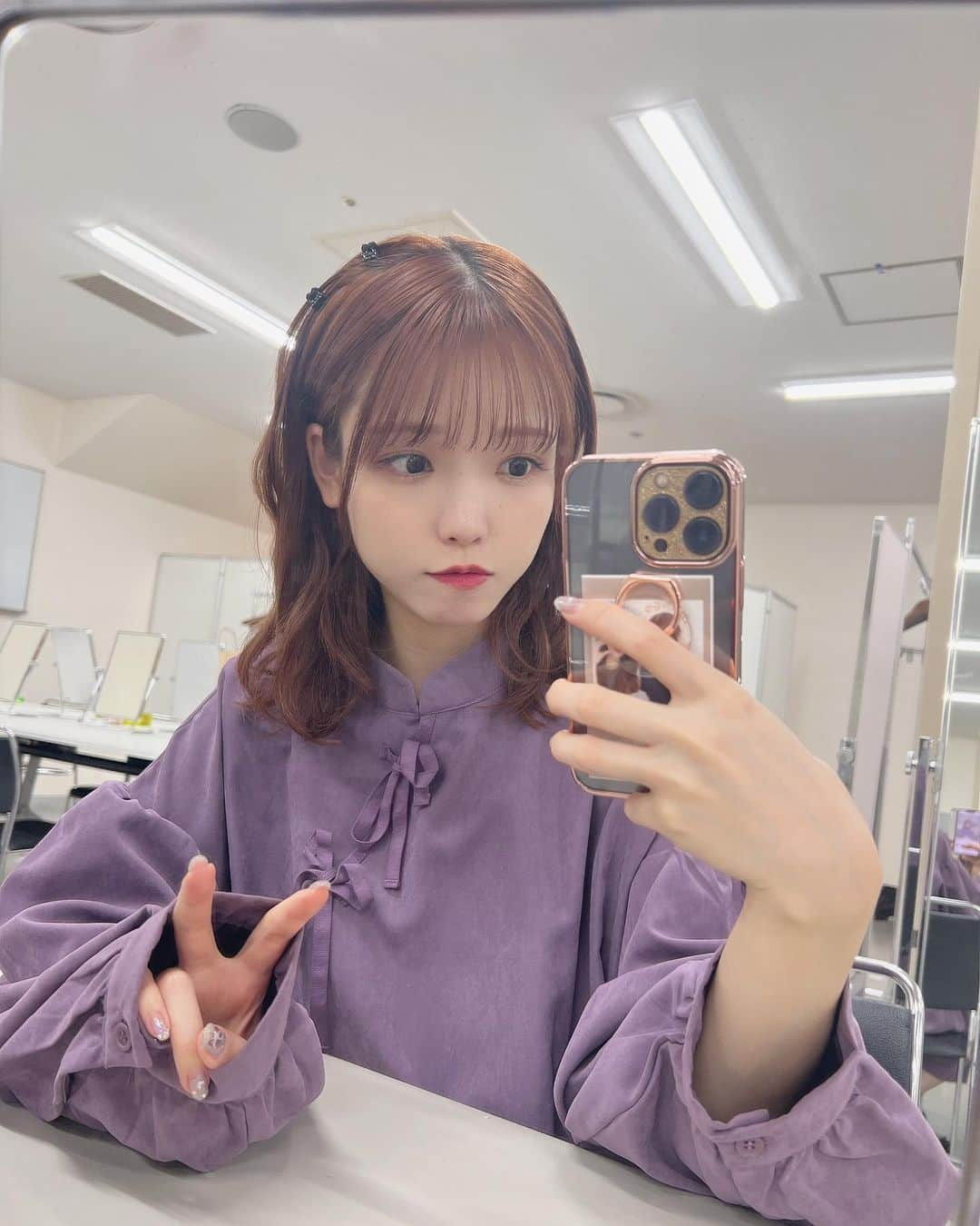 高橋彩音のインスタグラム：「数年ぶりの握手会…💭🫶🏻 懐かしいし楽しかった！」