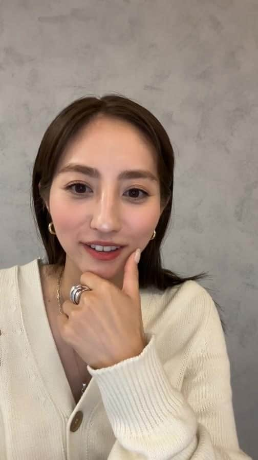 堀田茜のインスタグラム：「久しぶりすぎるインスタライブ✌🏻 舞台のお知らせや、プライベートなことなんでも話そう🫶🏻🤍」