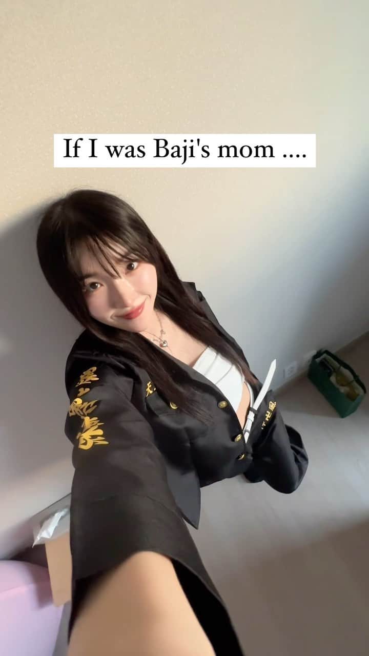 ゆかのインスタグラム：「Baji's mommy is here🙌  . . . #reels #reelsviral #tokyorevengers #cosplay #cosplaygirl #코스프레 #도쿄리벤저스 #애니 #anime #animememes #東京リベンジャーズ #コスプレ」