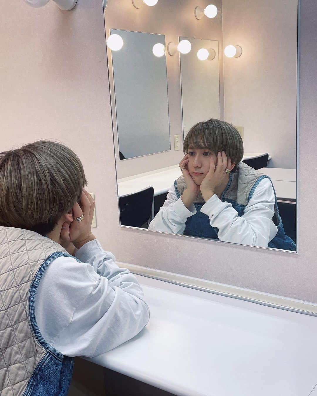 末吉9太郎さんのインスタグラム写真 - (末吉9太郎Instagram)「髪変わってます」10月28日 22時27分 - 9taro_cubers