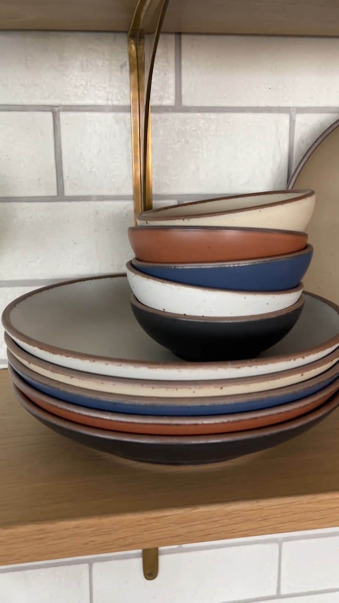 Food52のインスタグラム：「That's right, we officially have @eastforkpottery in the Food52 shop! As looong time fans, we're *so* excited about the new pottery products in six colors! Tap or click the link in our bio to shop. #f52community #f52grams」