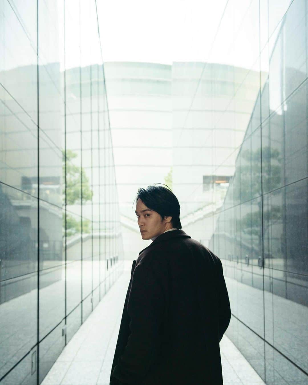 遠藤史也のインスタグラム：「Photography @sabnoten  Styling @jun.nkmr Hair @taku_yamaguchi   aha🐕」