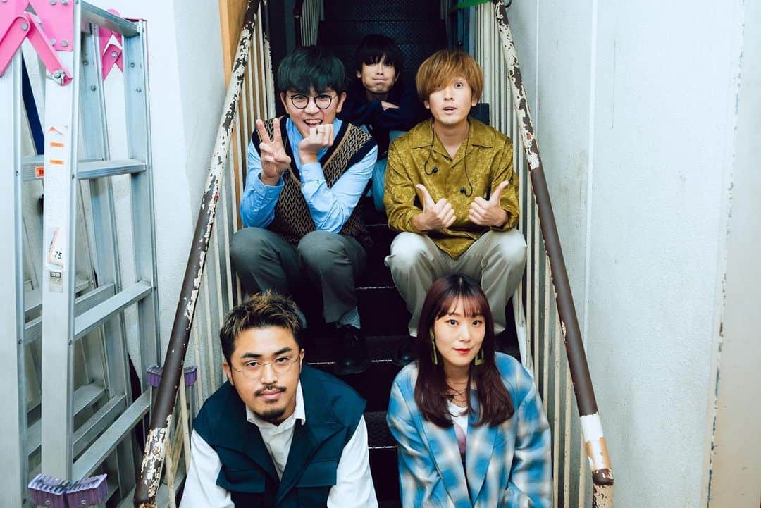 フレンズのインスタグラム：「FRIEND REQUEST TOUR2023大阪・梅田Shangri-La、ありがとうございました😊DENIMSとの2マン、最高だったね🫶(写真は後ほど🤳)  次はいよいよツアーファイナル！11/10は渋谷WWW XにてODD Foot Worksと2マンです！そしてVocalえみそんの誕生日当日🔥チケット発売中なので是非とも遊びに来てね💐  photo by @jungraphy_202」