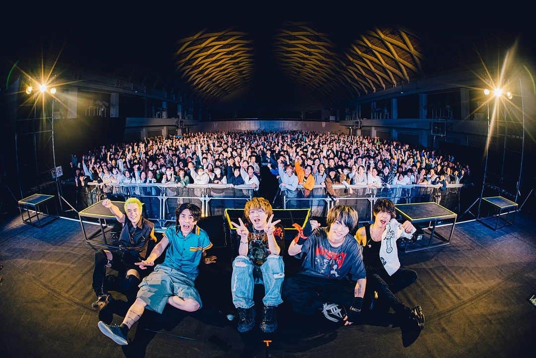 Novelbright（ノーベルブライト）さんのインスタグラム写真 - (Novelbright（ノーベルブライト）Instagram)「2023.10.28(土) at 日本大学工学部 『第73回 北桜祭』  日本大学工学部の学園祭に出演しました🙌 素敵な時間をありがとうございました✨  Photo: @musicmagic3923」10月28日 23時28分 - novelbright_jp
