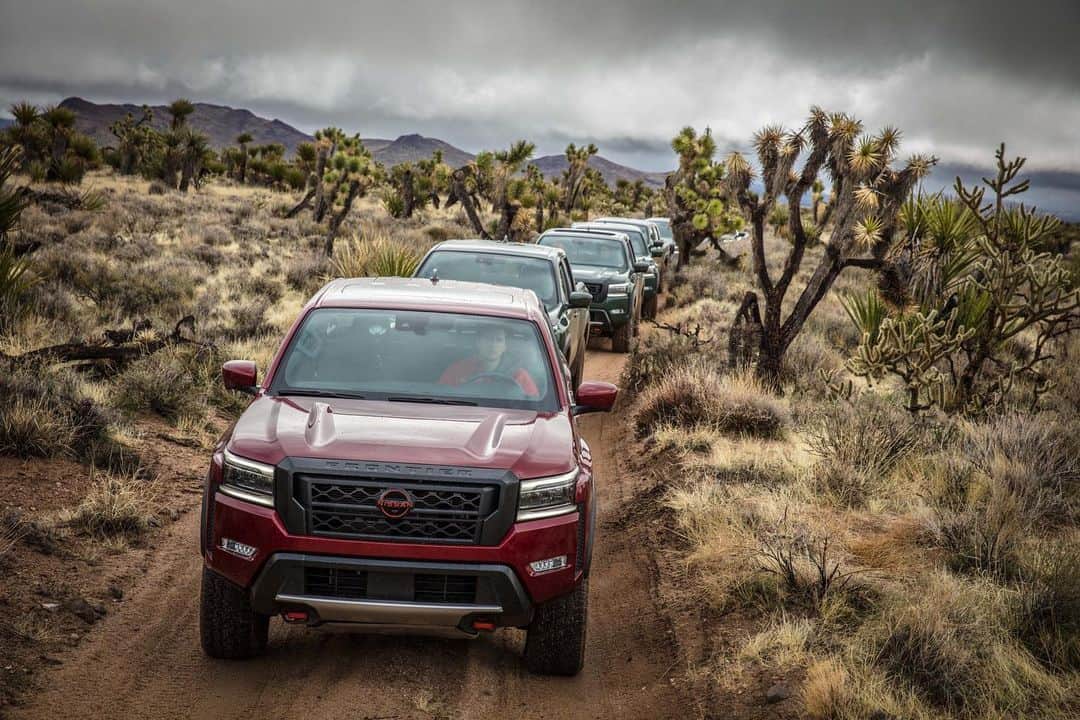 Nissanのインスタグラム：「In 1983, Nissan dared to tackle the Mojave Road’s extreme desert conditions in the original Hardbody. Forty years later, we did it again in the new Frontier! 🔥   #Nissan #NissanFrontier #Daring23 #Nissan90th #Frontier #Truck #TruckLover #TruckLovers #PickUpTruck #PickUp #Adventure #OffRoad」