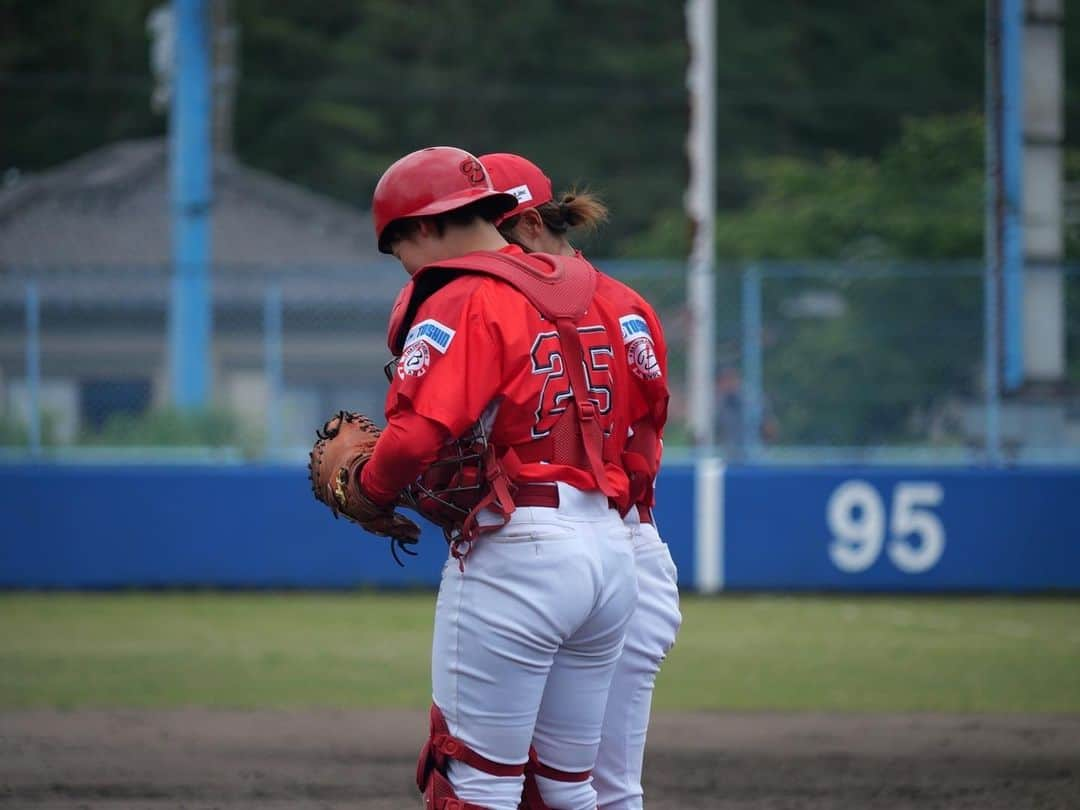 磯崎由加里さんのインスタグラム写真 - (磯崎由加里Instagram)「明日はルビーリーグ最終戦⚾️ 笑顔で終われるように頑張ります🔥  #はつかいちサンブレイズ  #野球 #女子野球  #最終戦」10月29日 0時01分 - isozaki.11