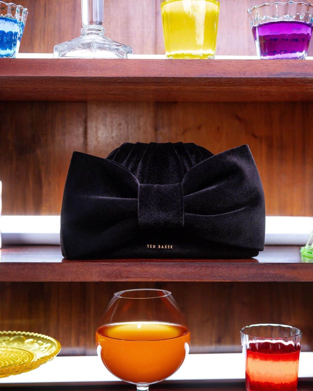 Ted Bakerのインスタグラム：「Are you party season ready?  #TedBaker #AGrandGoodTime」