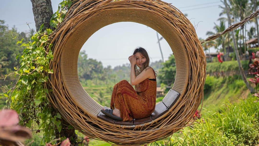 もえぴーさんのインスタグラム写真 - (もえぴーInstagram)「現地でワンピース購入✌︎かわいい笑 #ubud#bali#indonesia」10月29日 0時40分 - moepii0508