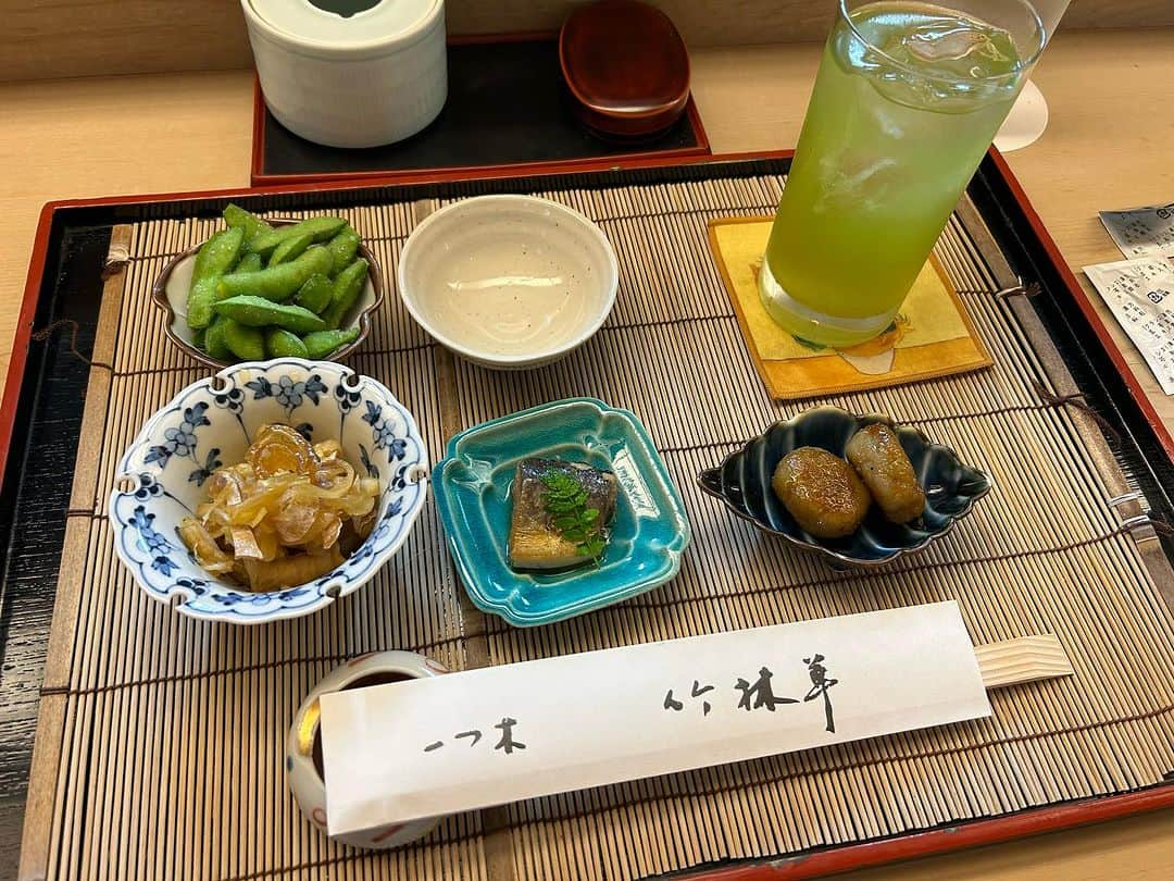 朝桐光さんのインスタグラム写真 - (朝桐光Instagram)「赤坂　⭐️竹林草⭐️  もっと沢山食べたけど、、、  土瓶蒸しと焼きフグ❤️  いつ行っても美味しい大好きなお店❤️🥰❤️  #赤坂#赤坂見附#竹林草#和食#赤坂グルメ#赤坂見附グルメ#松茸#土瓶蒸し#焼きフグ#フグ#河豚#焼き河豚」10月29日 0時46分 - akari_asagiri