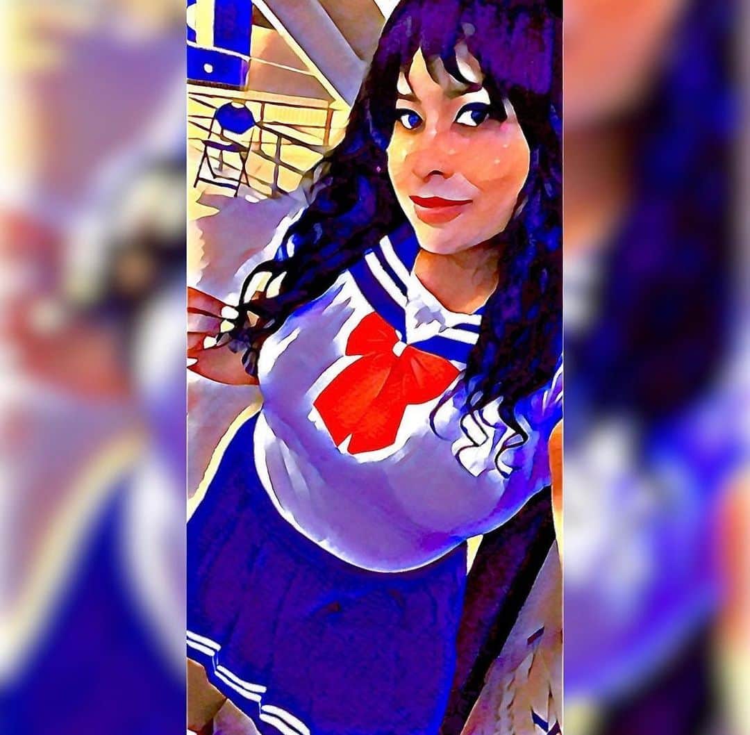 ナイラ・ローズのインスタグラム：「SPOOKTOBER!!!🎃🎃🎃 #costumeaday #31DaysofHalloween  #costume #cosplayer  Day 28  ANIME MAIN CHARACTER!  What would my anime be called? 🤔🤔」