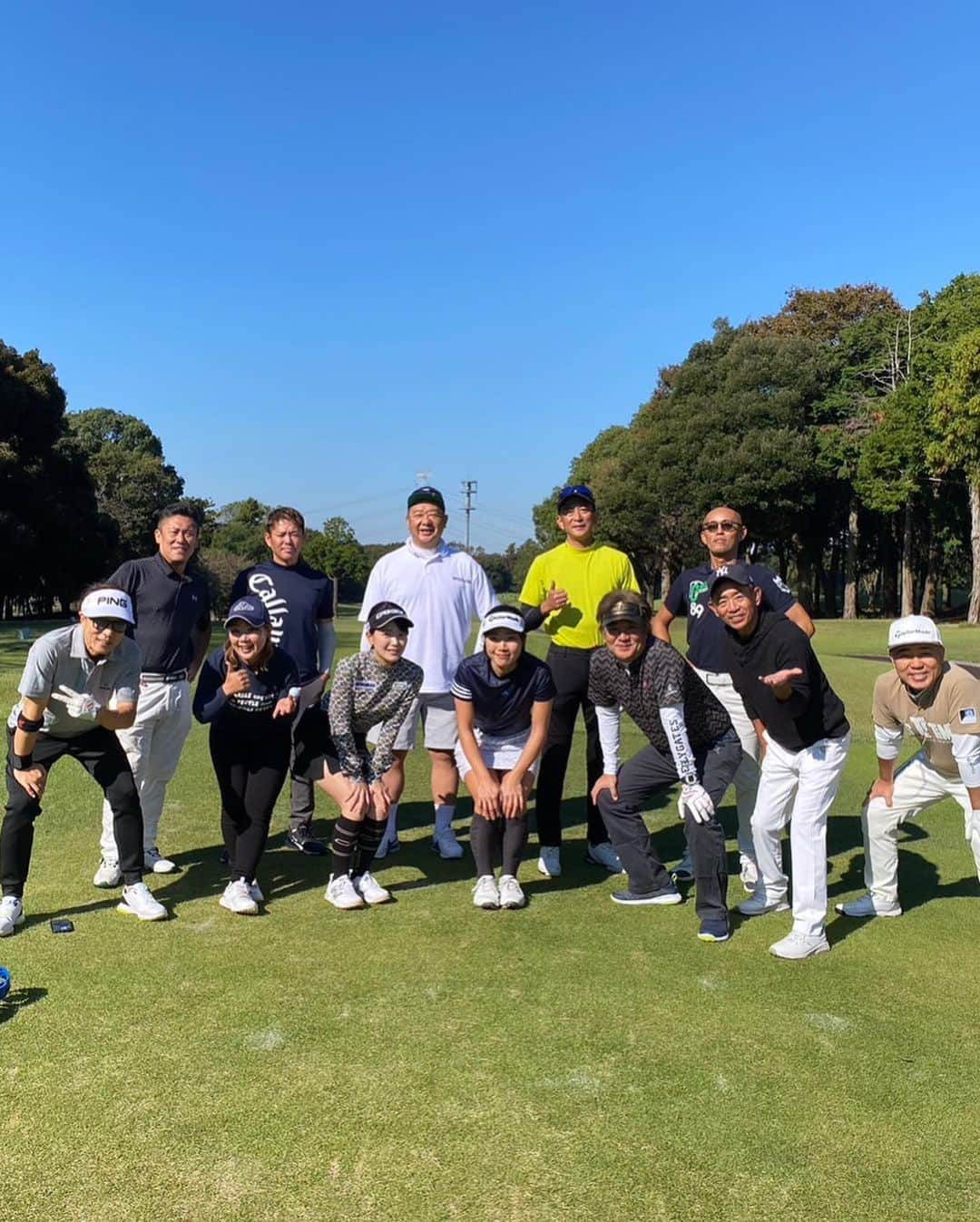 黒田アーサーさんのインスタグラム写真 - (黒田アーサーInstagram)「🅱️の会ゴルフ⛳️10月の陣！  お天気に恵まれて 最高のゴルフ日和でした😊👍  同組の栗さん(栗田貫一)、 西山美希ちゃん、 武田社長、 ありがとうございました！  栗さんとのラウンドはいつも楽しい🤣 美希ちゃんはもうすぐプロテスト3次‼️ 皆んなで応援してるから頑張ってね😤💪  アゼストグループ清水会長、 いつも本当に有り難うございます🙇‍♀️  #🅱️の会ゴルフ  #アゼストグループ  #アゼスポゴルフ  #西山美希プロ  #長嶺葉子プロ  #上野陽向プロ  #栗田貫一 #ゴルゴ松本  #tko木下 #deepゆういちろう  #ピンゴルフジャパン  #ピンアパレルジャパン  #メダリストジャパン  #シトリックアミノスーパーアイ」10月29日 1時31分 - kuroda_arthur