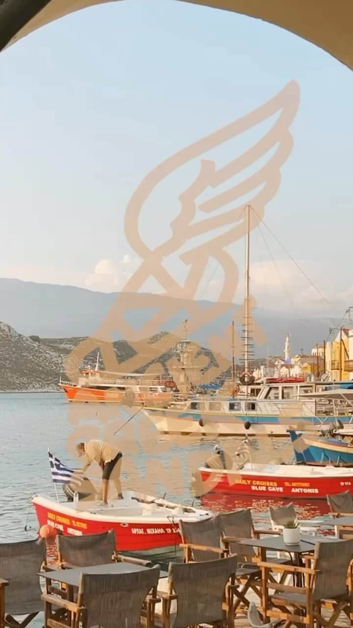 アンシャングリークのインスタグラム：「Did you know that Kastellorizo’s official name is “Megisti”, meaning “the greatest”, even though it is the smallest Island of the Dodecanese?  #AncientGreeksandals #ags #handmadeingreece #greece #travelingingreece」