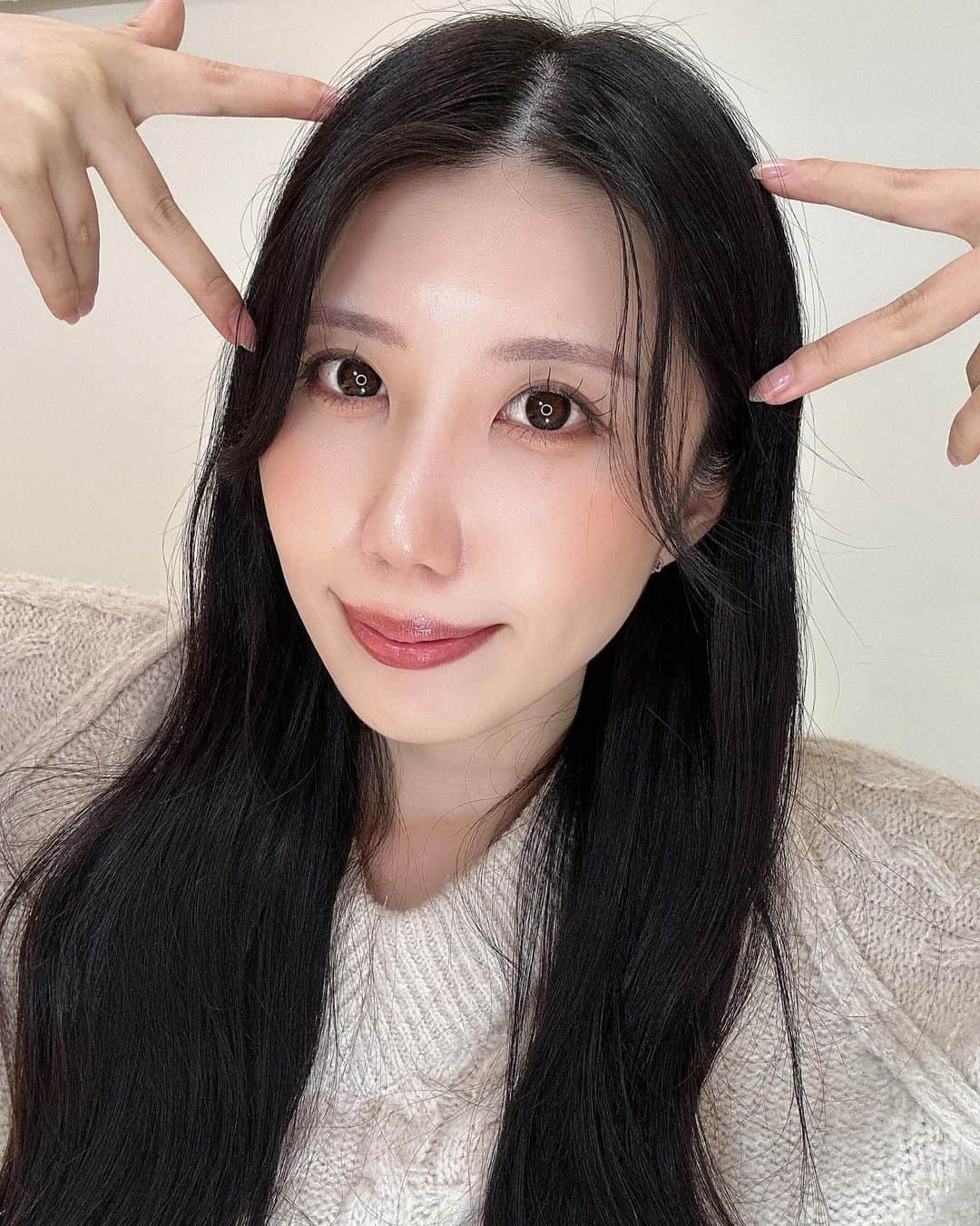 藤咲エレンのインスタグラム：「実はあがり症で頭真っ白になりがち🥵」