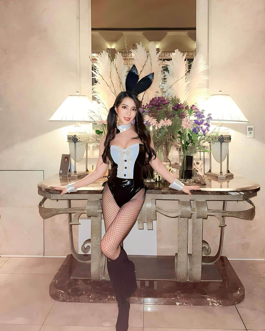佐々木あゆみのインスタグラム：「🐰 . . 31日にコスプレするかも🎃 #過去pic #ハロウィン #halloween #バニー #🐰」