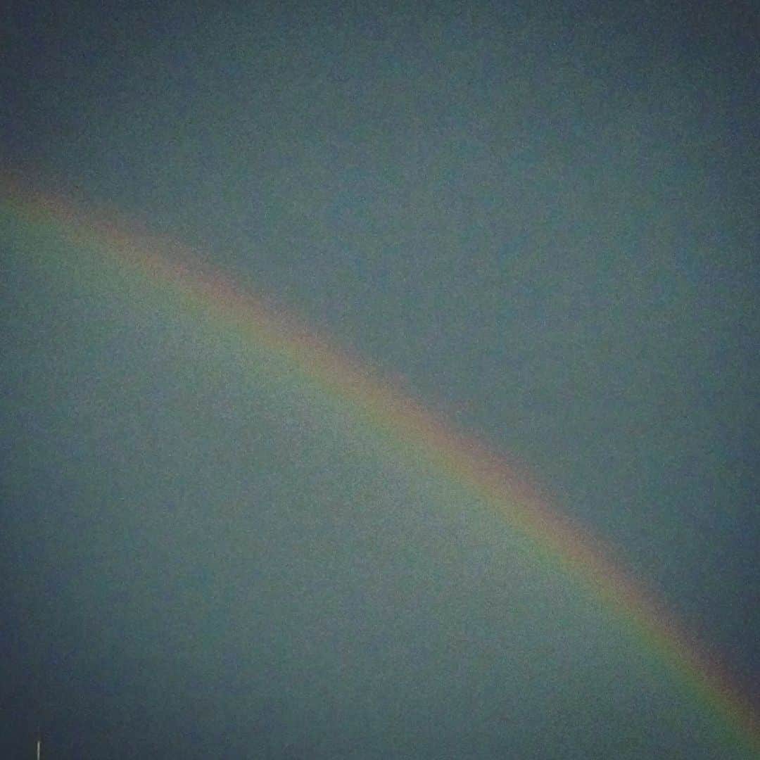 越中睦士のインスタグラム：「🌈」