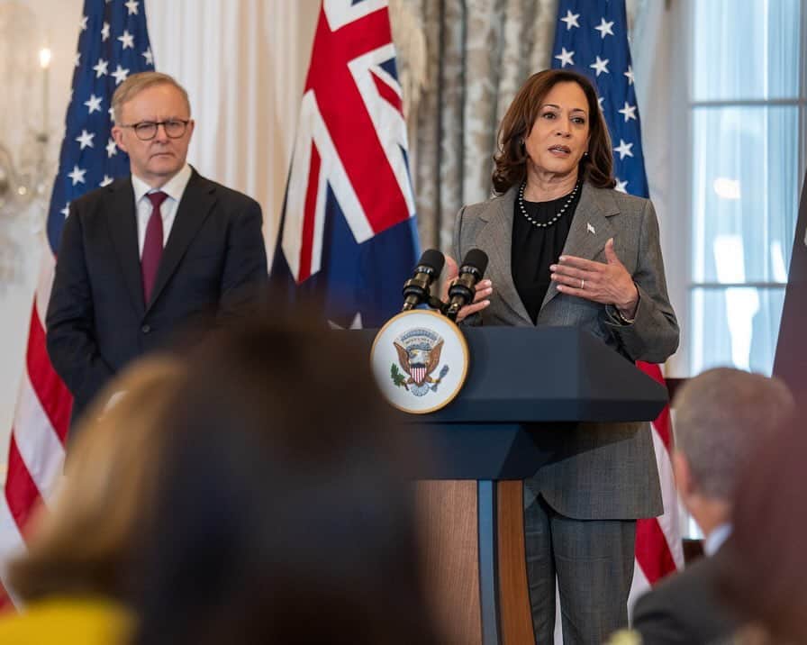 のインスタグラム：「This week, we welcomed @AlboMP to the White House. Australia has been a true and steadfast friend to the United States — and I know we will strengthen our relationship in the years ahead.」