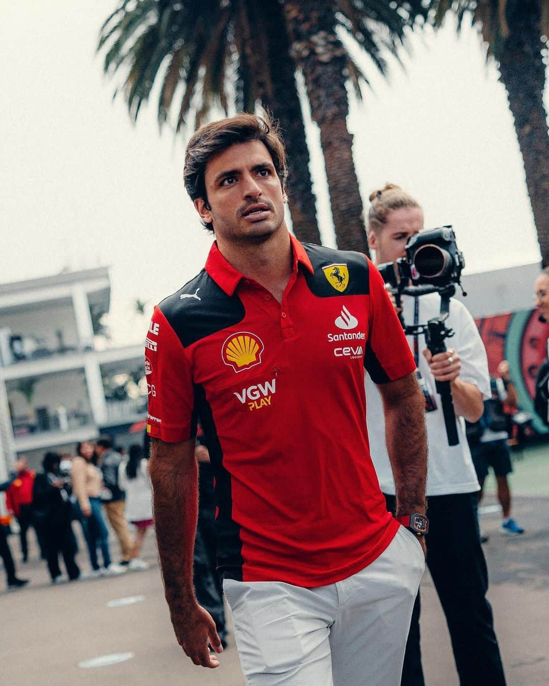 カルロス・サインツJr.のインスタグラム：「Almost quali time 🇲🇽🌶️」