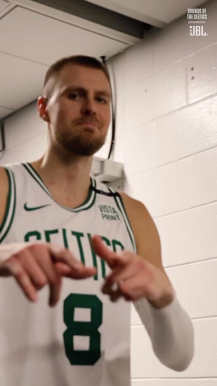 ボストン・セルティックスのインスタグラム：「The sweet sounds of a home opener W 🔊 #JBLxCeltics」