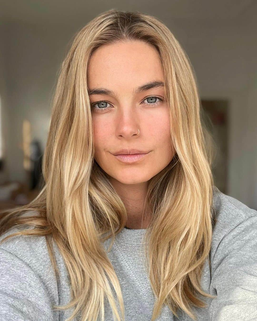 ブリジット・マルコムのインスタグラム：「Byron today ☀️❤️#nomakeup」