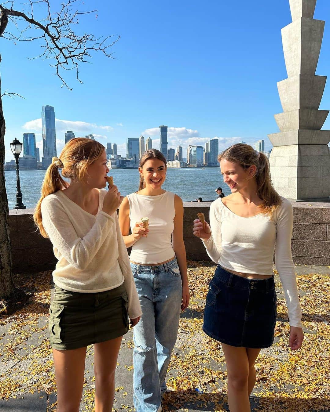 ブランディメルビルのインスタグラム：「#brandyusa」