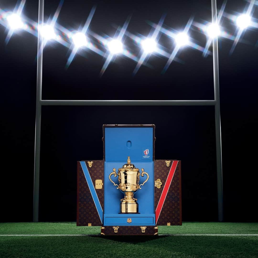 ルイ・ヴィトンさんのインスタグラム写真 (ルイ・ヴィトンInstagram)「Victory travels in Louis