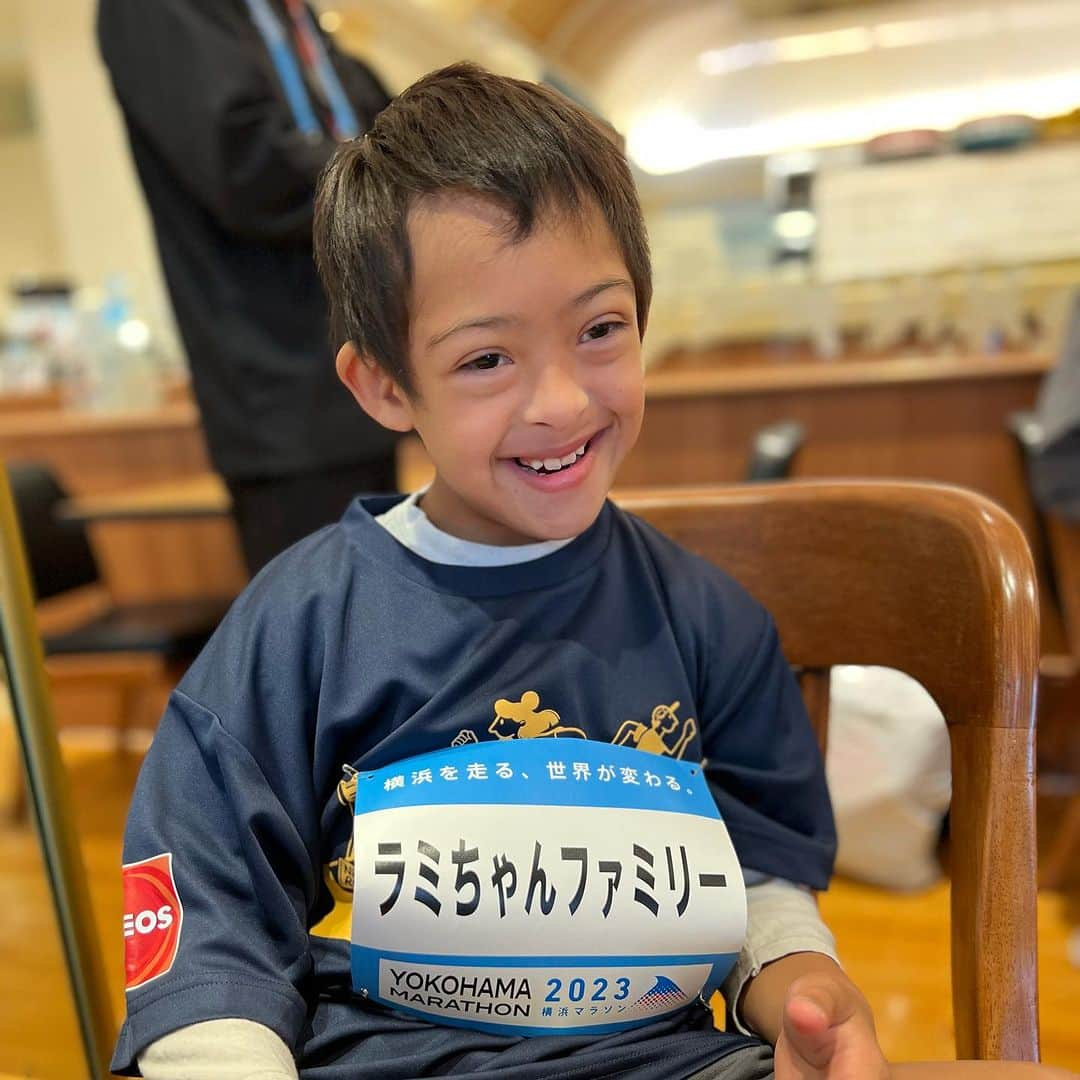 アレックス・ラミレスさんのインスタグラム写真 - (アレックス・ラミレスInstagram)「Ramichan family is ready for Yokohama Marathon 2.5 kilos, Vamos!! #yokohamamarathon #ramichanfamily #ramichanfamilygoodvibes #yokohama #ramichan #ramichanhof2023 #ramichanlegendinjapan」10月29日 7時51分 - ramichan3