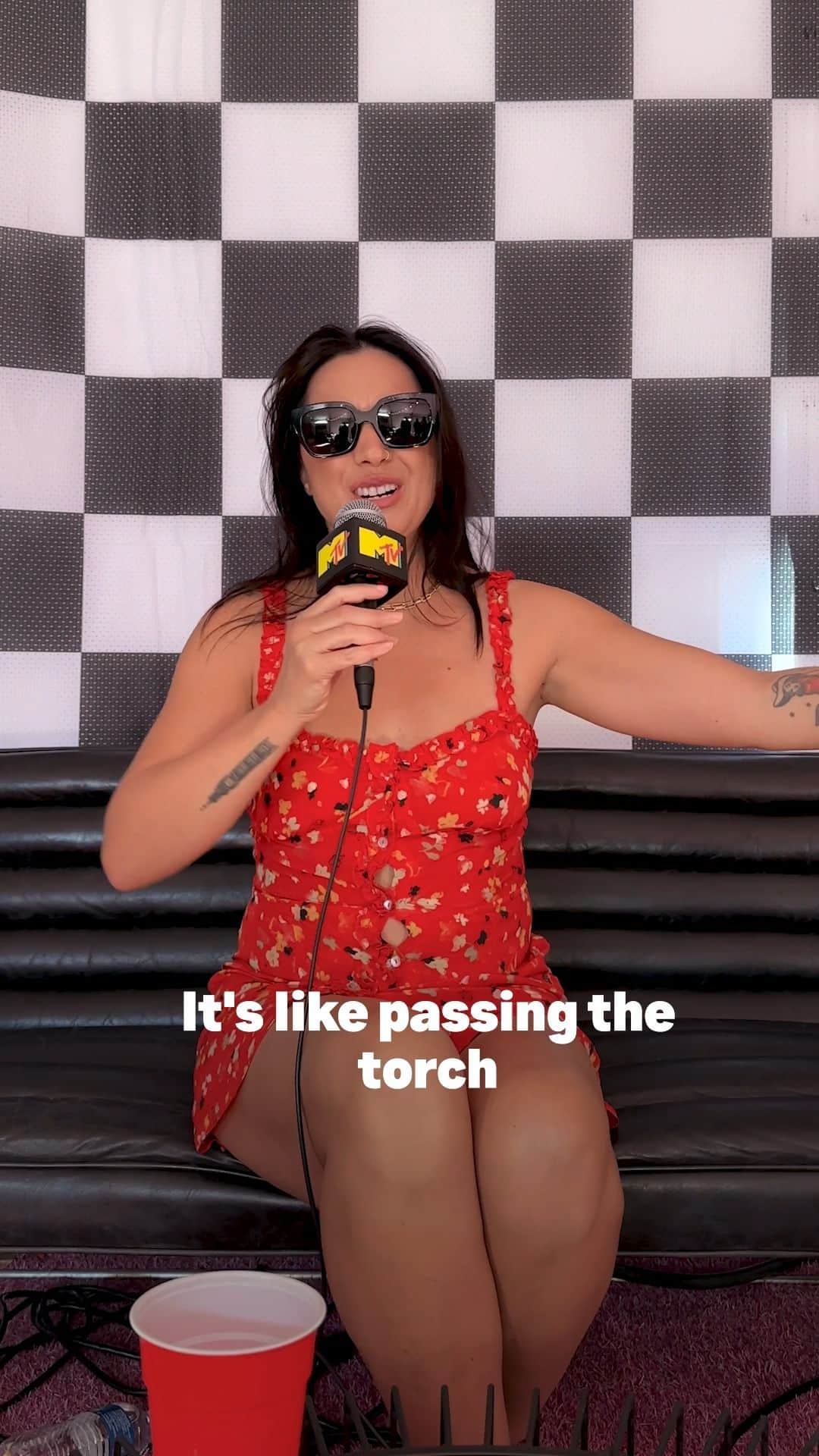 のインスタグラム：「My music taste 🤝 @michellebranch's music taste, and she totally paved the way for so many 🥹  📍 @whenwewereyoungfest」