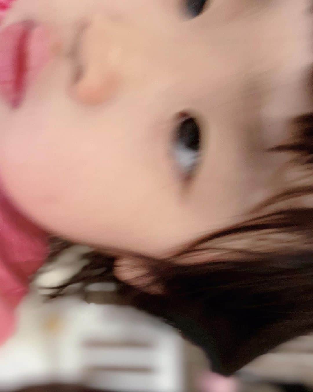 星沙織さんのインスタグラム写真 - (星沙織Instagram)「* * (📸) YUA  子供の撮る写真っておもしろい。 載せられないヤバいショットもたくさん。  * *」10月29日 10時49分 - saaaaa0rin