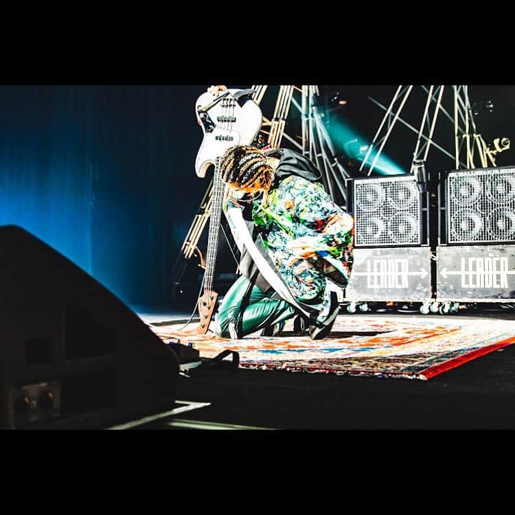上杉研太さんのインスタグラム写真 - (上杉研太Instagram)「都会のラクダ TOUR 2023-2024 ～ 駱駝革命21 ～  新潟県民会館 -Day1-  元気いっぱいの新潟でまたもや最高を更新  最高&最高でした👍  Photo by @cazrowaoki」10月29日 11時20分 - kentauesugi