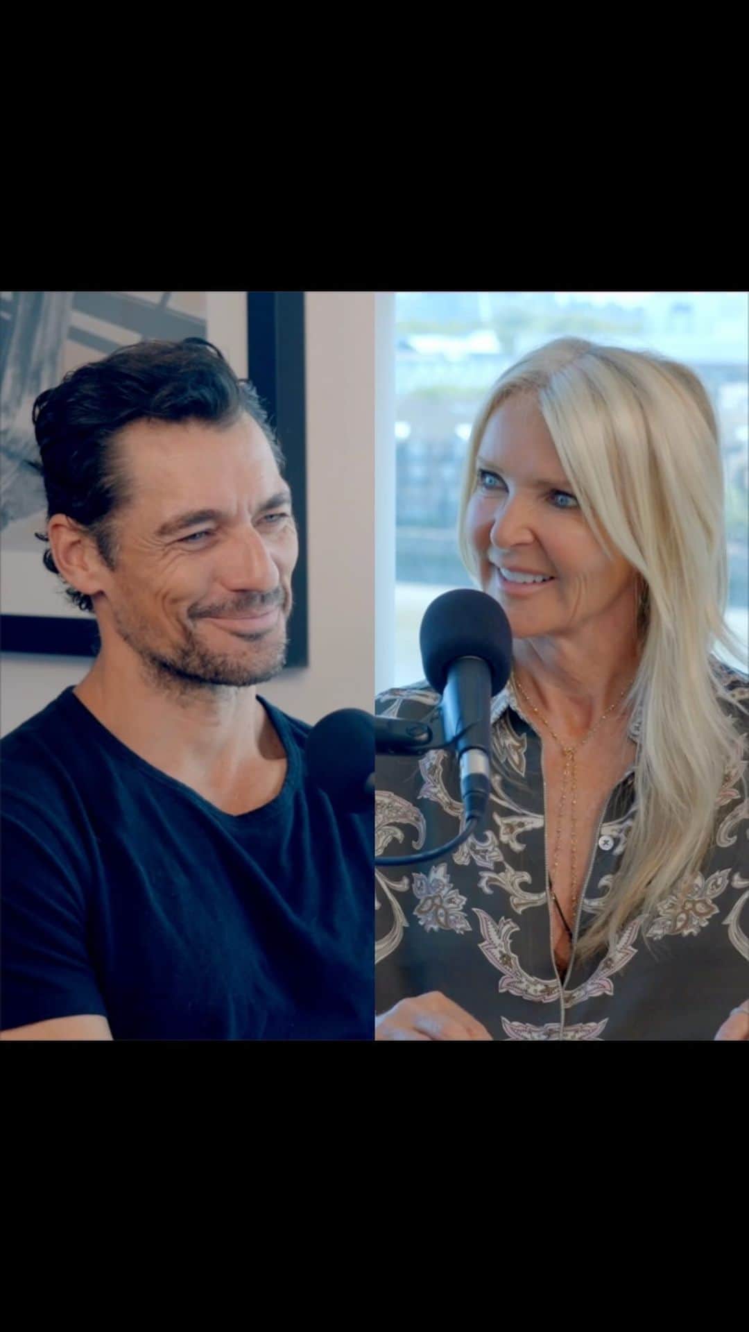 アマンダ ウェイクリーのインスタグラム：「This morning, Season 3 of my podcast Style DNA has gone live with none other than the supermodel that is David Gandy as my guest… I know, it was a tough job interviewing the most famous male supermodel in the world but someone’s got to do it and fortunately for me, and hopefully you, he chose to chat all things Style with me. Thank you @davidgandy_official for trusting me to go on this sartorial journey…   David shot to global recognition wearing a pair of tiny white swimming trunks for the iconic Dolce and Gabbana Light Blue fragrance campaign. The image saw him on a 50 ft billboard in Times Square NY over 20 years ago…we laugh about the value of those tiny white trunks now.   I loved hearing about the inspiration behind his brand @davidgandywellwear which he created during lockdown, which combines his passion for style and well-being with responsibly sourced garments … did you know that fabrics can now be infused with anti-bacterial, anti-odour or moisturising qualities?  He openly discusses the challenges of the fashion industry in this post-pandemic, post-Brexit, cost-of-living-crisis-world that we are inhabiting.   We talk about male body image, grooming, style icons and so much more …   Do click on the link in my bio to listen or even better please press the SUBSCRIBE link on whichever platform you get your podcasts from…it doesn’t cost a penny to do but it helps me hugely with my ratings …and as the ratings improve so does everything else connected to the podcast…so thank you for your support.   I sincerely hope you enjoy this next season as much as I have creating it.   Sending love Ax  #Amandawakeley #season3 #davidgandy #malesupermodel #davidgandywellwear #amandawakeleystyledna #LivesBehindTheLooks #fashionpodcast #podcast #model #dolcegabbana」