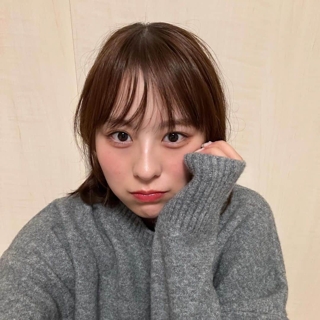 大野帆香のインスタグラム：「🩶🍂🍁」