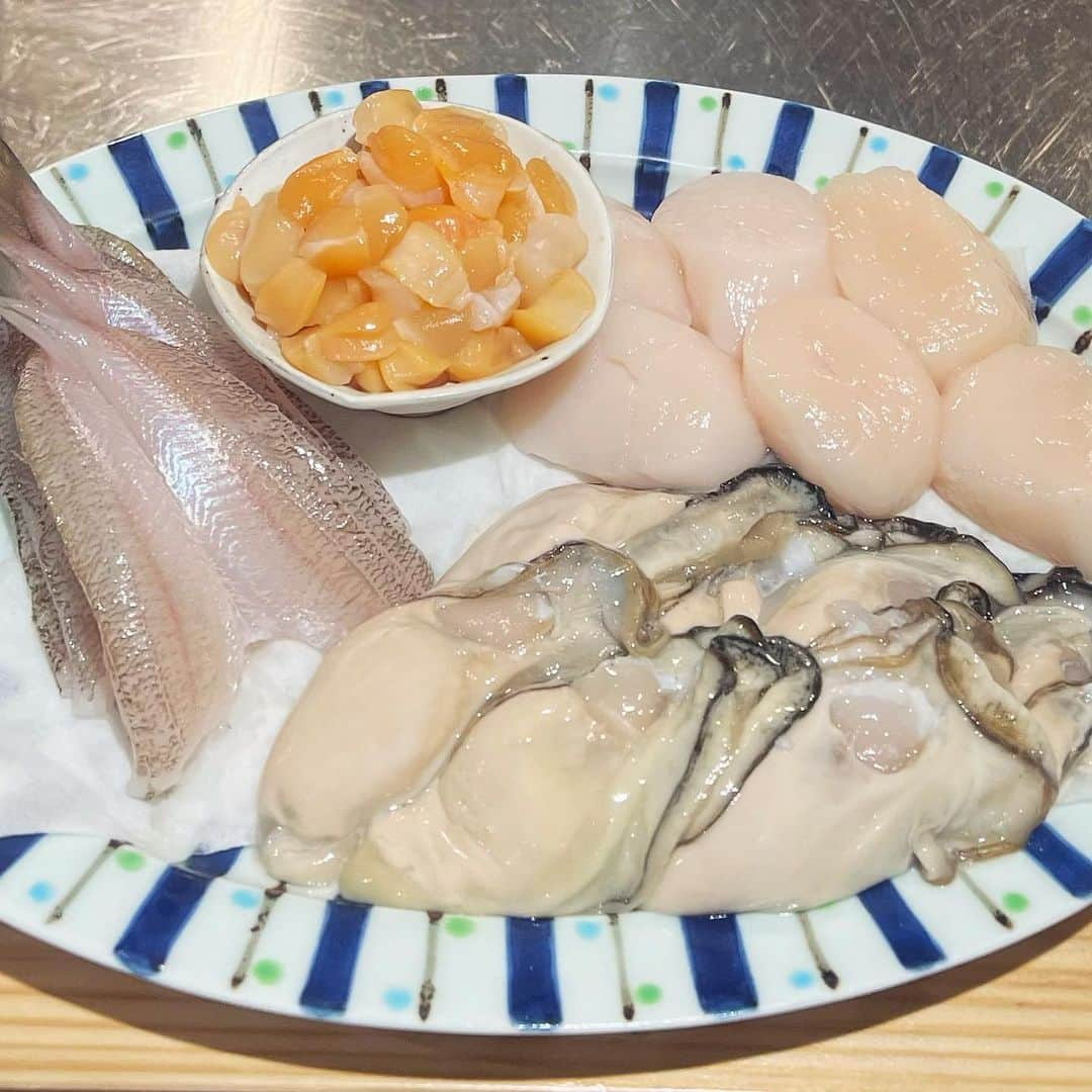 Machikoさんのインスタグラム写真 - (MachikoInstagram)「秋の浅沼さん🍄🍤  牡蠣天丼うれしすぎました🥰 @tempura_asanuma_   #天ぷら浅沼」10月5日 19時12分 - machiko.06