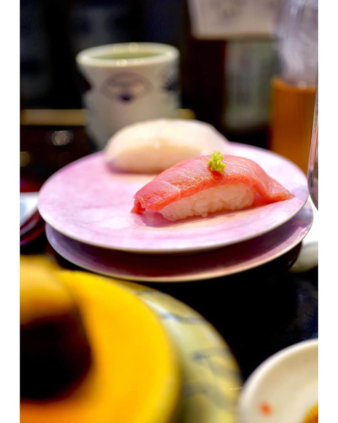 斎藤ちはるさんのインスタグラム写真 - (斎藤ちはるInstagram)「宝石の輝き…🍣 . 北海道の回転寿司、美味しすぎて食べすぎました🤤 . . #いくら #中トロ #ウニ #ホタテ #幸せの味 がした #キラキラ #美しい #chihashot . . #斎藤ちはる#テレビ朝日アナウンサー#テレビ朝日#テレ朝#アナウンサー#寿司#お寿司#鮨#お鮨#すし#いくら#うに#ほたて#回転寿司#カメラ#ミラーレス#ミラーレス一眼#ミラーレスカメラ#カメラ旅#旅行#🍣」10月5日 19時12分 - chiharu_saito_ex