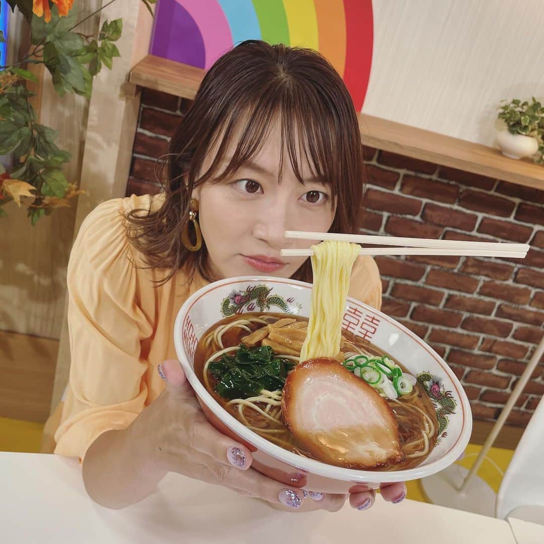 大島由香里さんのインスタグラム写真 - (大島由香里Instagram)「眼力で食べる #ラーメン #しょうゆラーメン」10月5日 19時35分 - yukari__oshima